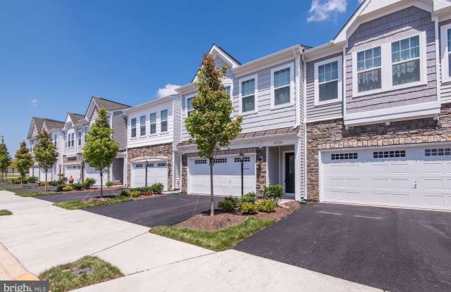 42524 BENFOLD SQUARE Gallery 3