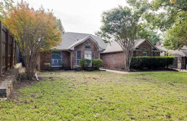 1325 Lakeside Drive Gallery 3