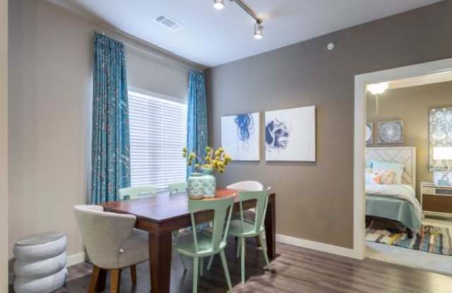 24474 US-281 Gallery 4