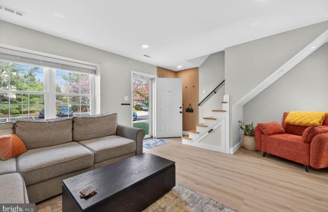 15745 AMBIANCE Drive Gallery 4