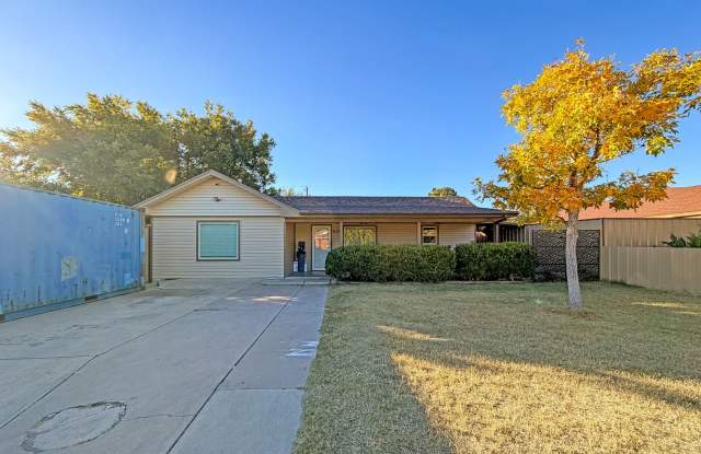 829 W. Madison | Lovington, NM - 829 West Madison Avenue, Lovington, NM 88260