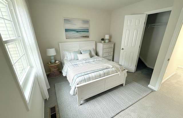 5305 ANCHOR Court Gallery 2