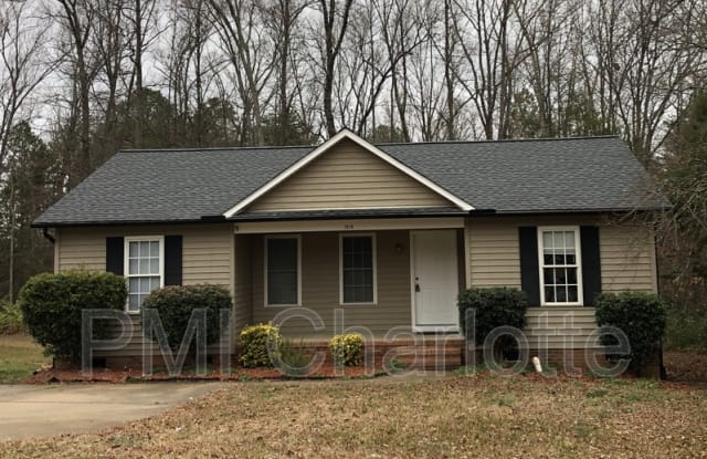 2519 Hickory Ave - 2519 Hickory Avenue, Kannapolis, NC 28027