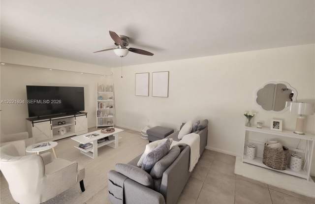 3227 32nd Way photos photos