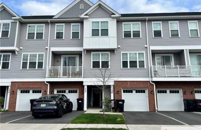 707 Greenland Square - 707 Greenland Square, Highland Park, NJ 08904 707 Greenland Square - 707 Greenland Square, Highland Park, NJ 08904