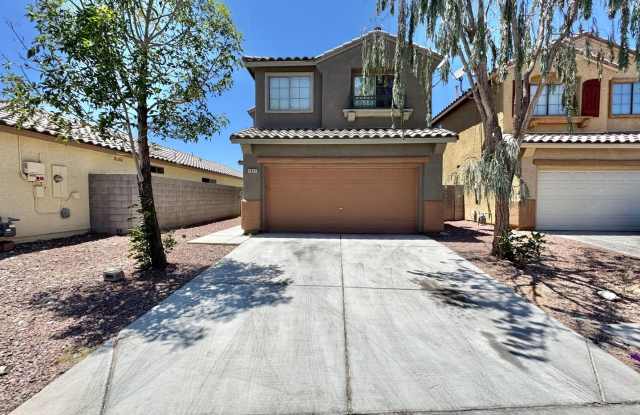 THIS WONDERFUL HOME IS A TWO-STORY PROPERTY WITH 4 BEDROOM HOME WITH 2.5 BATHROOMS LOCATED IN TERRA VILLA photos photos