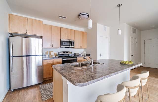 East Range Crossings Apartments - Affordable Housing Gallery 4