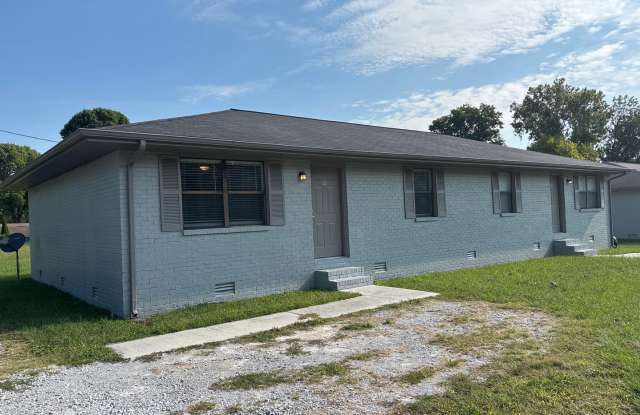 FALL MOVE IN SPECIAL...Freshly Renovated Duplex in Manchester! photos photos