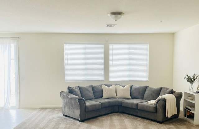 13463 Latigo Ct Gallery 3