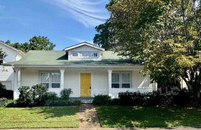 3 Rosemont Court - 3 Rosemont Court, Asheville, NC 28803 3 Rosemont Court - 3 Rosemont Court, Asheville, NC 28803