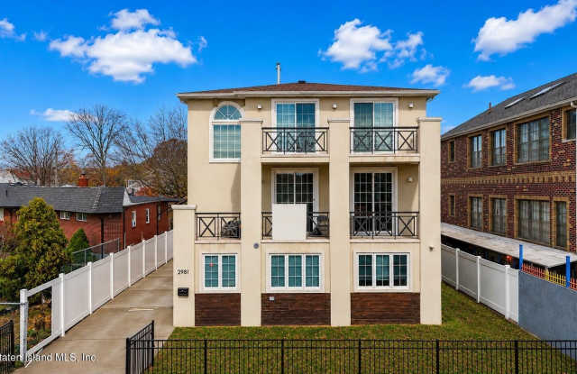 2981 Hylan Boulevard photos photos 2981 Hylan Boulevard photos photos