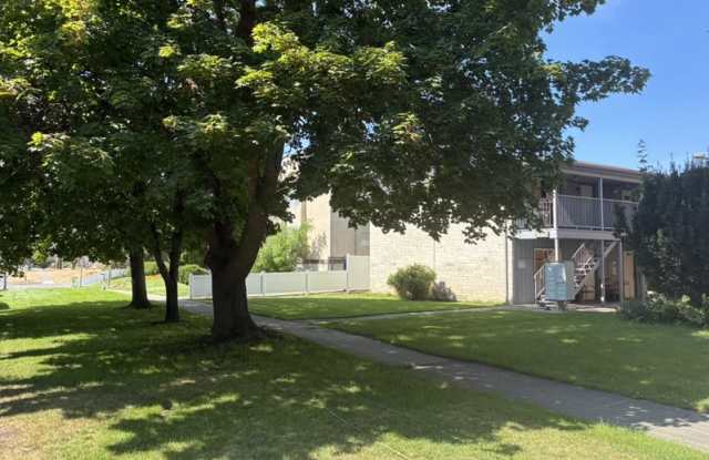 217 East Sinto Avenue - 3 photos photos
