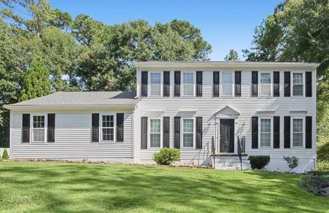 4921 Heritage Trace Court Gallery 1