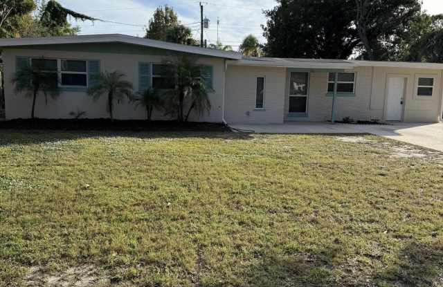 895 Delano Road - 895 Delano Road, Titusville, FL 32780