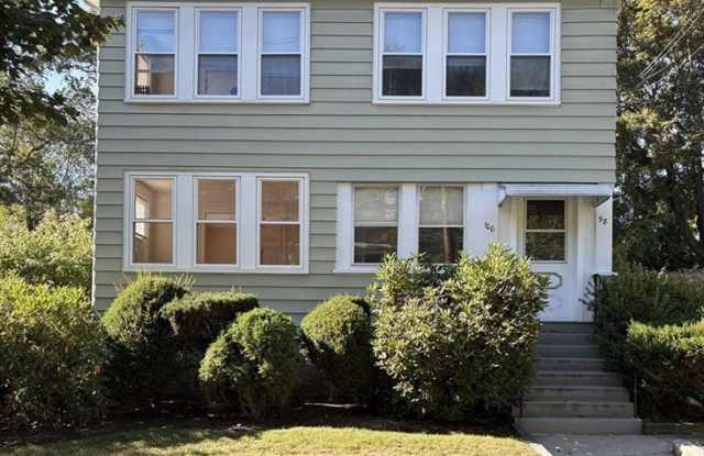 100 Warwick Rd photos photos