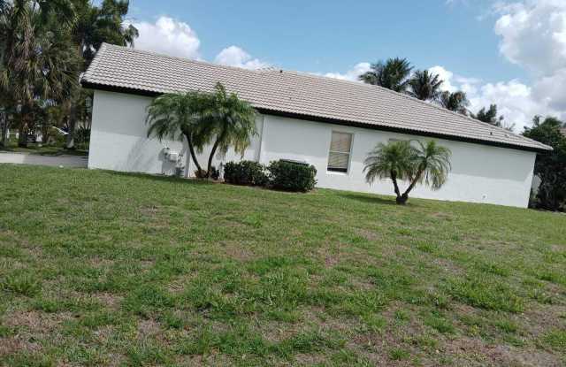 1640 Carriage Brooke Drive photos photos