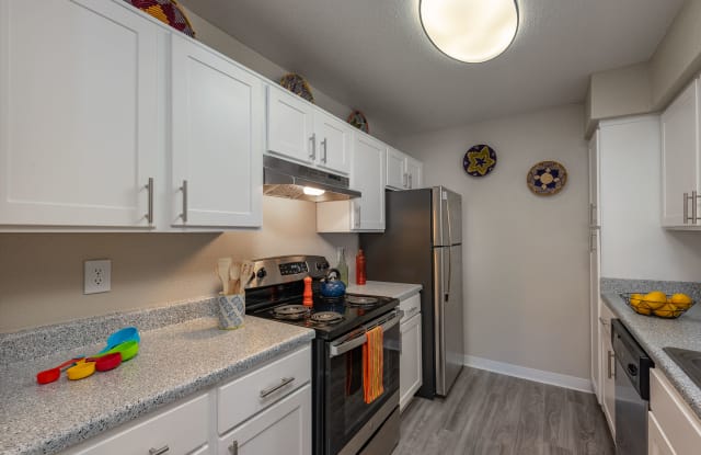 Alvarado Apartment Homes Gallery 2