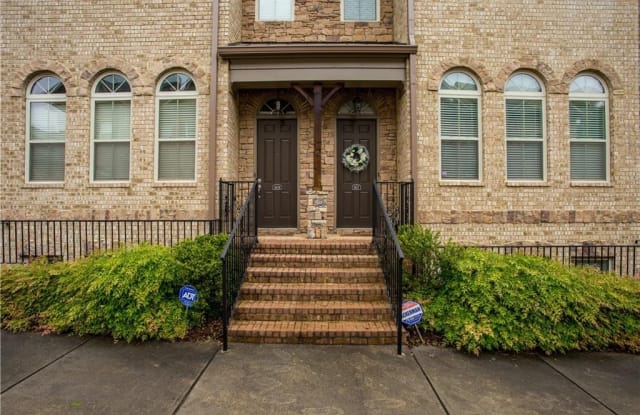 907 Telfair Close - 907 Telfair Close, Sandy Springs, GA 30350