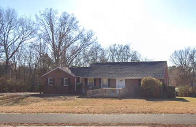 3 bed, 2 bath, 2 car garage Cape Cod style house in NW Knoxville photos photos