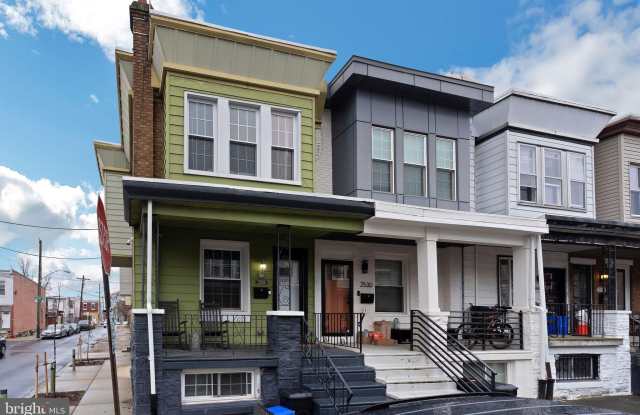 2528 INGERSOLL STREET photos photos