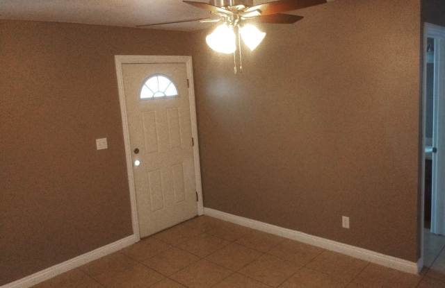 5935 1/2 Makee Avenue photos photos 5935 1/2 Makee Avenue photos photos