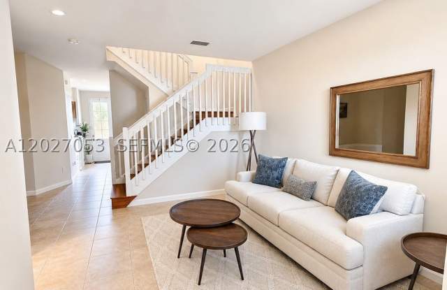 165 Emerald Creek Ter Gallery 2