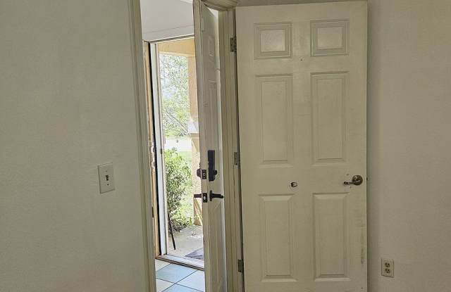 2632 Southwest 145th Place Road Gallery 4