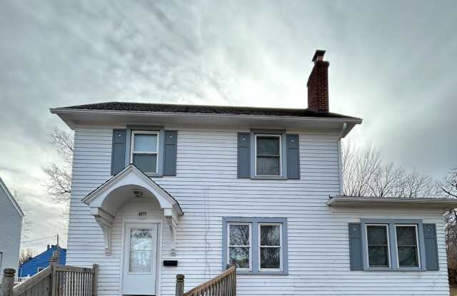 Beautiful 4-Bedroom 2-Bathroom Home Available for Rent NOW! photos photos