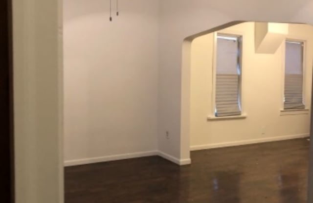 1931 S Peoria St 1 Gallery 2