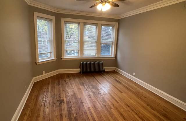 654 E 81st St photos photos