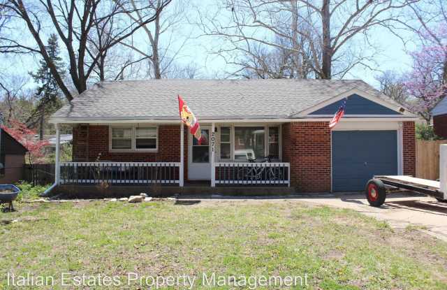 2071 College View - 2071 College View Road, Manhattan, KS 66502