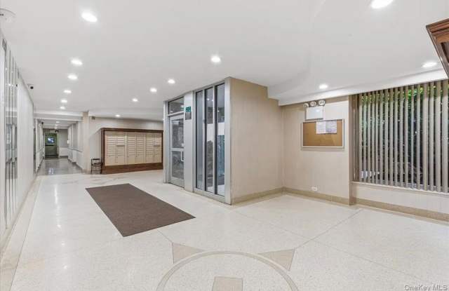 62-59 108 108 Street Gallery 2
