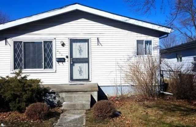 268 BONDALE Avenue photos photos