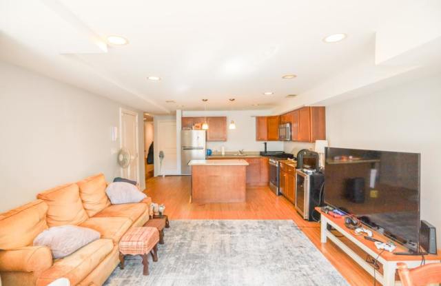 920 West Buena photos photos