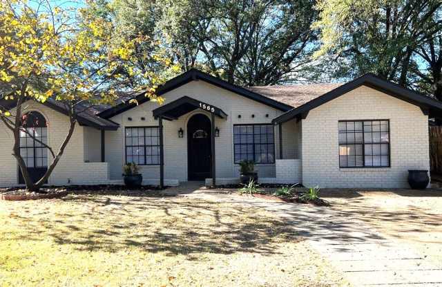 Newly Rehabbed 4bedroom 2 bath Home in Memphis photos photos