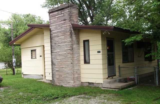 2417 S Madison Street photos photos