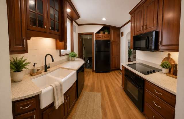 3 Bed 1 Bath in Rochester PA photos photos