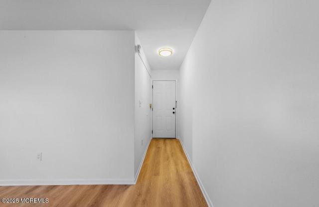10 Monmouth Street Gallery 4