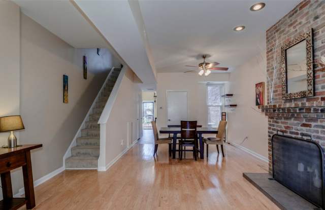 1309 F St Ne Gallery 3
