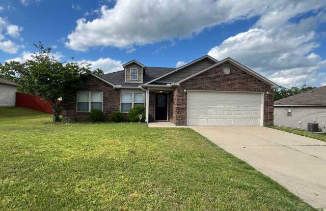 New Listing! photos photos