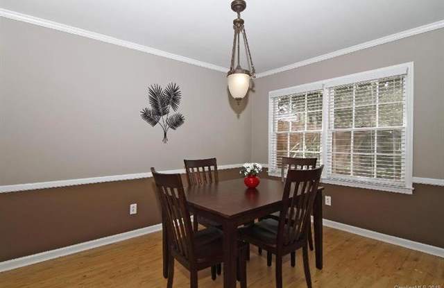 6847 Constitution Lane Gallery 4