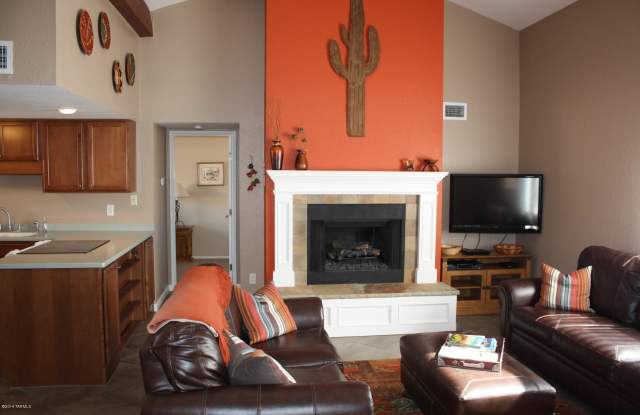 5051 N Sabino Canyon Road Gallery 4