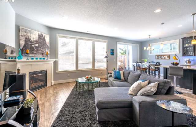 2624 SW McKenna Pl Gallery 4
