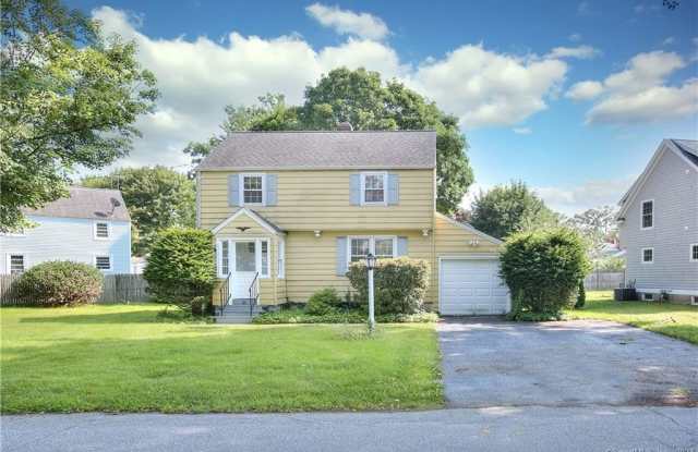 30 Catherine Street - 30 Catherine Street, Fairfield County, CT 06824