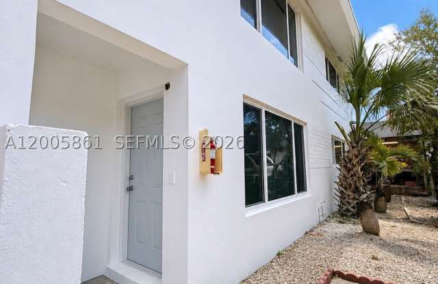 265 NE 55th Ter Gallery 4