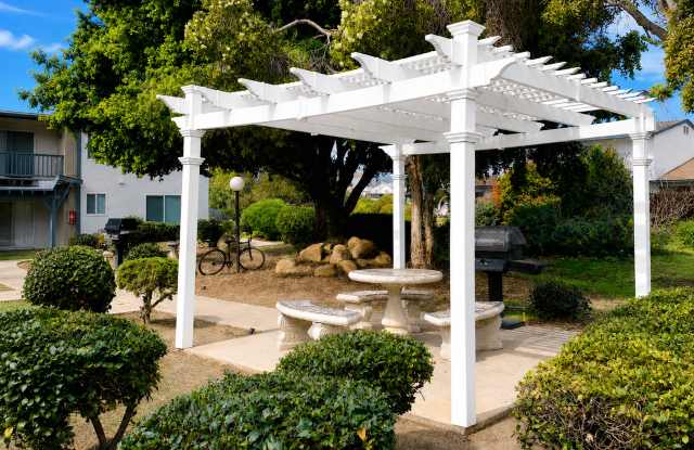 Country Aire Apartments Gallery 3