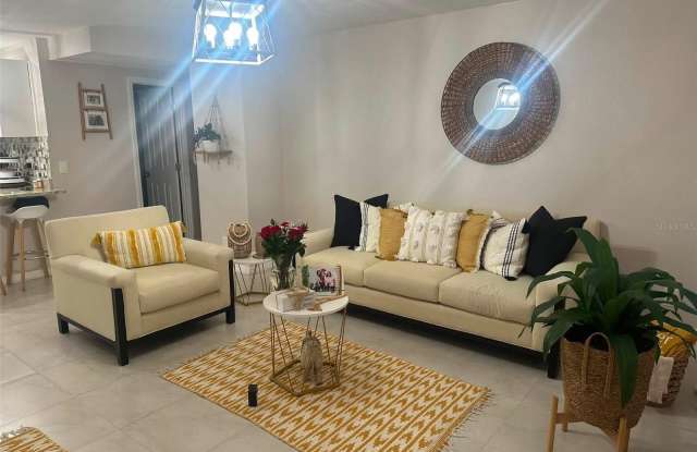 7502 MELALEUCA Lane Gallery 4