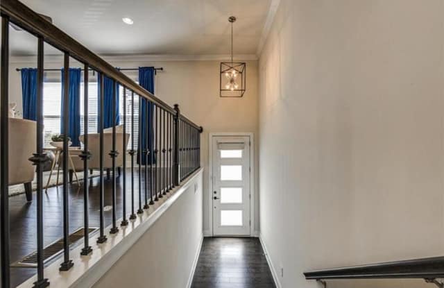 823 Stone Ridge Lane Gallery 2