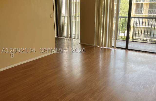 3500 Blue Lake Dr Gallery 3