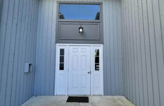 206 Drake Ln Gallery 1